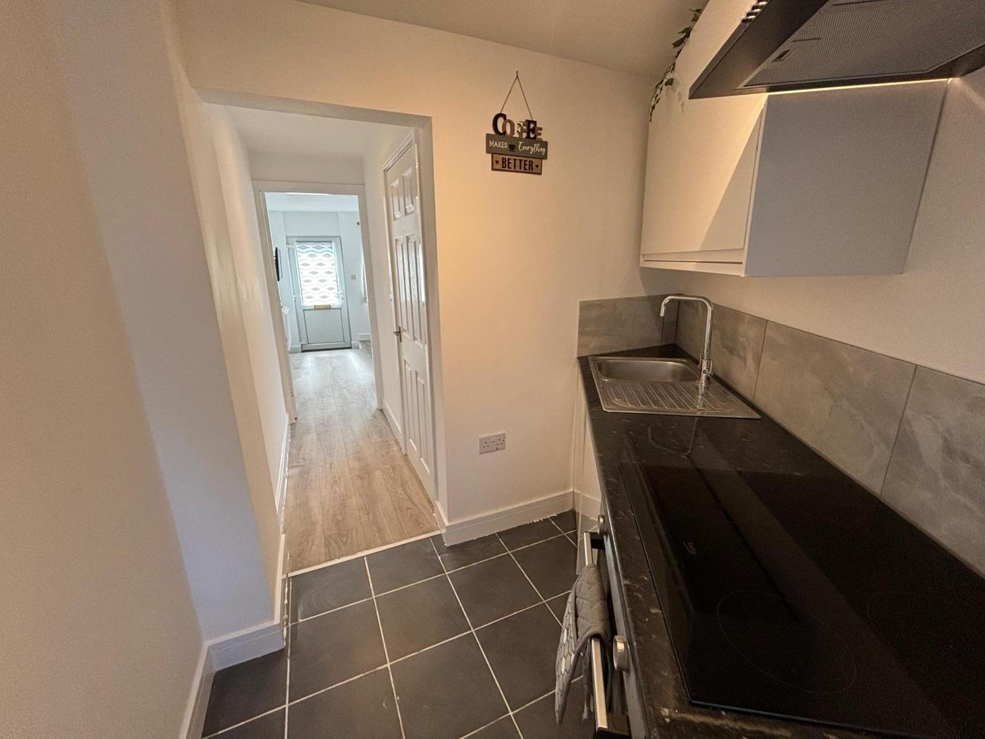 יורק Modern & Cozy Gem - 10Min To City Center - Parking מראה חיצוני תמונה