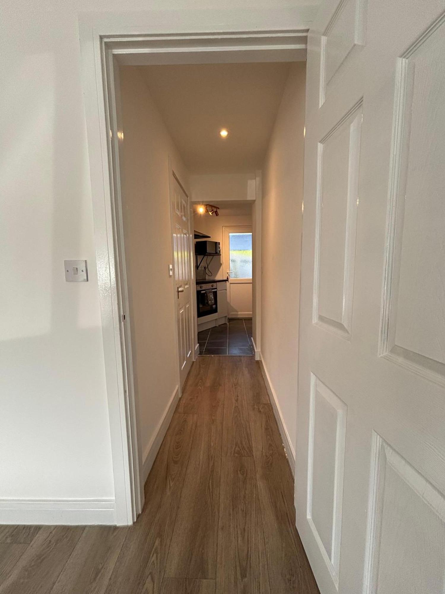 יורק Modern & Cozy Gem - 10Min To City Center - Parking מראה חיצוני תמונה